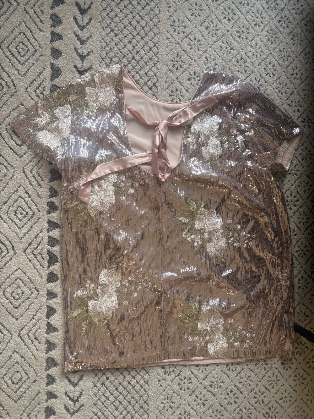 ARULA Rose Gold Sequin Mini Dress with Floral Appliqué - Picture 6 of 6